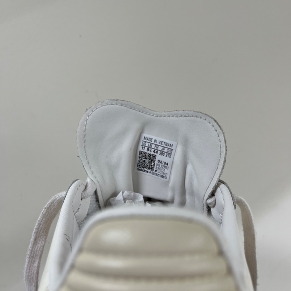 ADIDAS SAMBA OG SHOES, Women’s Size 11 - Picture 6 of 7